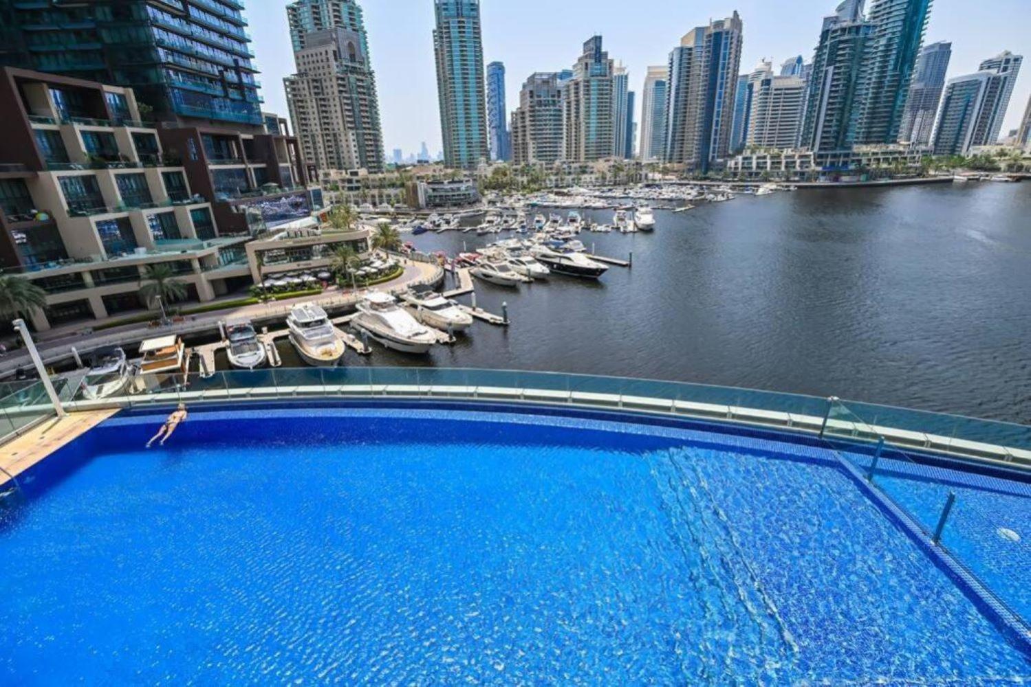 Iconic Sea View Marina - Lux New Dubai