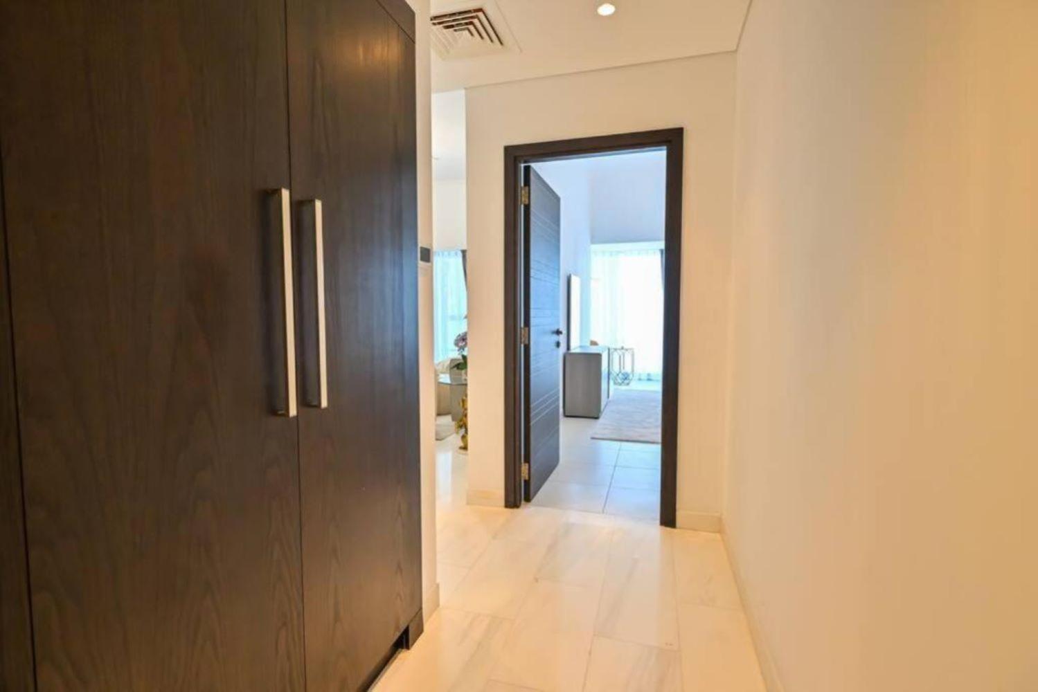 Iconic Sea View Marina - Lux New Apartment